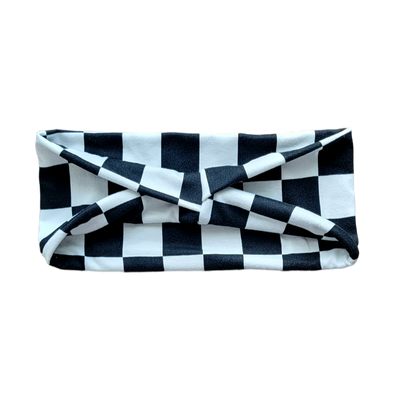 headband with white and black squares